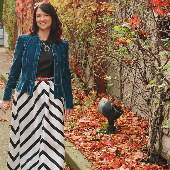 Alfred Sung Black and white chevron semi formal - Picture 1 of 6